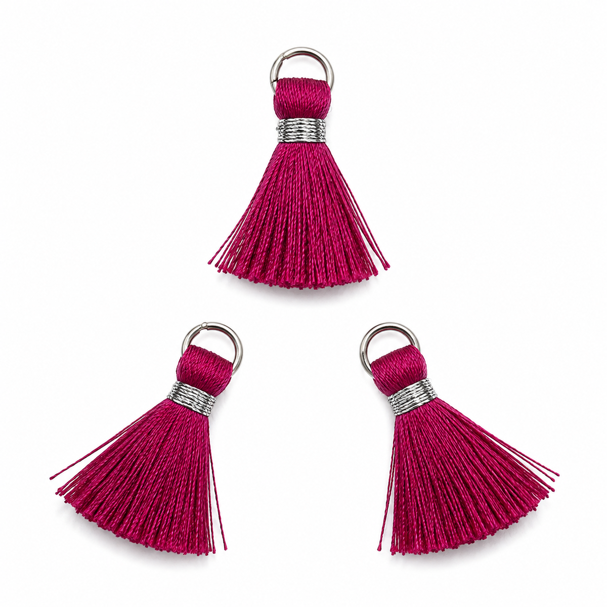 Borlas Hilo Magenta Con Argolla Plateada 2.5cm - 10pcs