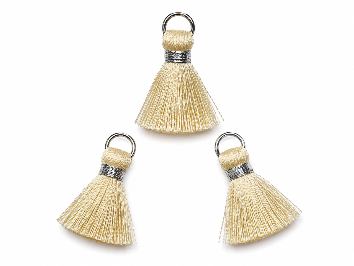 Borlas Hilo Beige Con Argolla Plateada 2.5cm - 10pcs